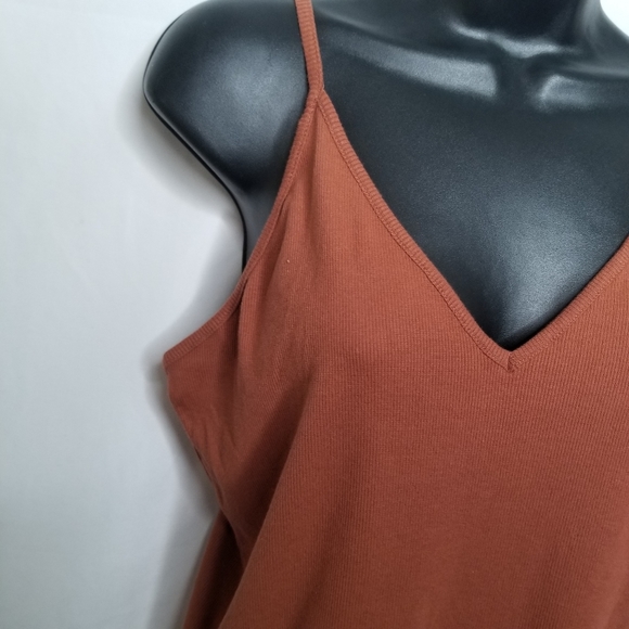 NWOT bp ribbed knit v neckline thong bodysuit - Picture 6 of 9